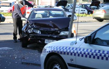Socorrer a las víctimas de un accidente de tráfico Cómo socorrer a las víctimas de un accidente de tráfico