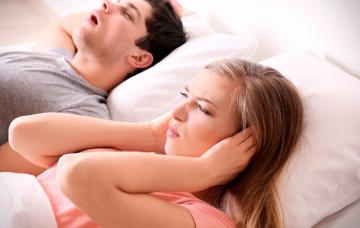 Causas de la apnea obstructiva del sueño Ronquidos y causas de la apnea del sueño