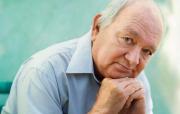 Edad, factor de riesgo del cáncer de colon Causas y riesgos del cáncer de colon
