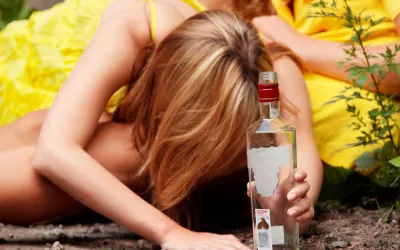 Intoxicación etílica Intoxicación etílica de una adolescente