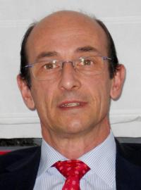 Dr. Javier Rivera, experto en fibromialgia