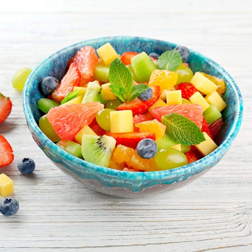 La fruta después de la comida engorda