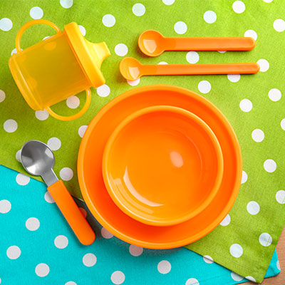 Platos y cubiertos para bebé