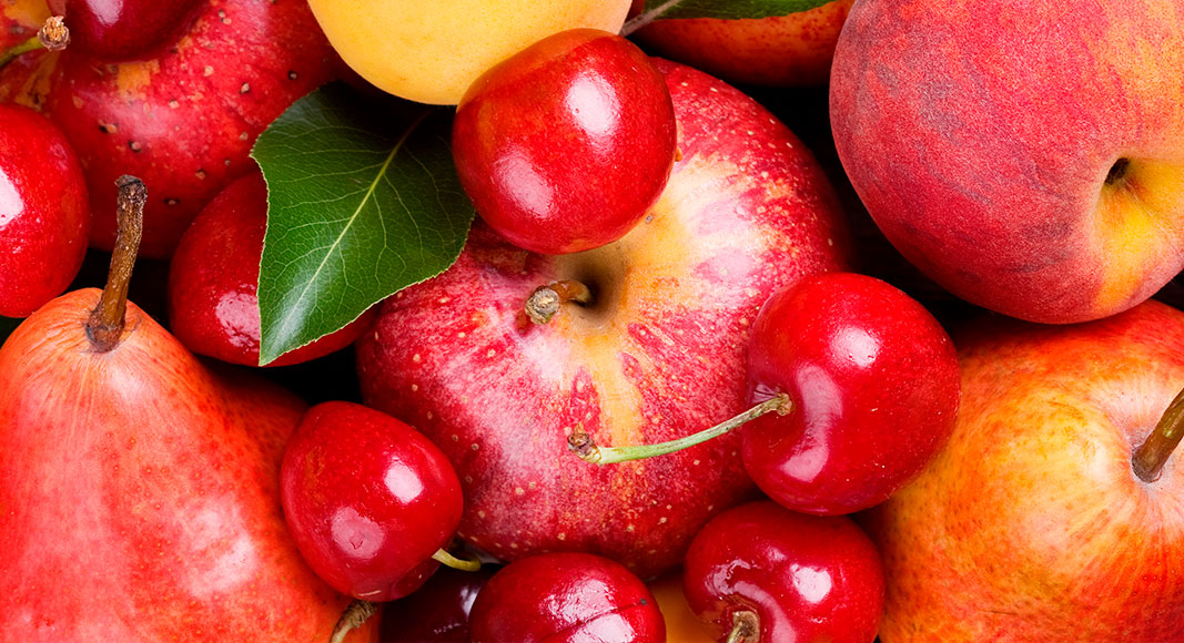 Cerezas y manzanas