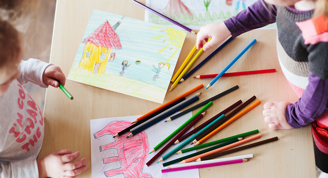 Niños y teletrabajo: manualidades