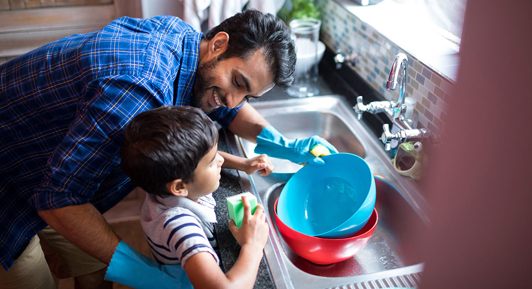 Niños y teletrabajo: tareas domésticas