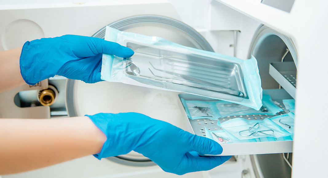 Métodos para desinfectar las mascarillas y poder reutilizarlas: autoclave