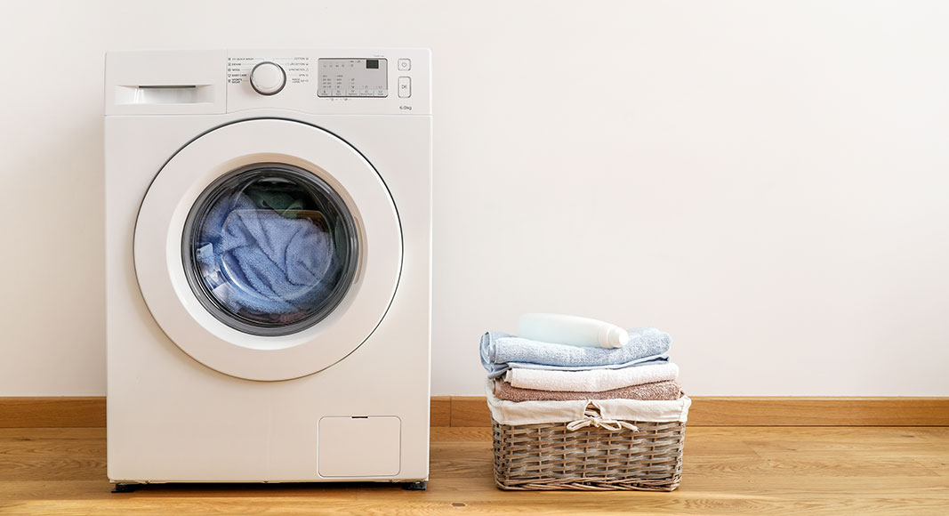 Métodos para desinfectar las mascarillas y poder reutilizarlas: lavadora