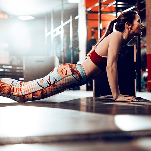 Ejercicios de entrenamiento para una carrera de obstáculos: burpees