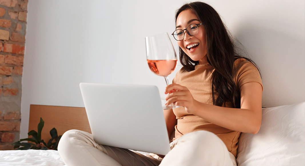 Tipos de honjok: beber solo en casa