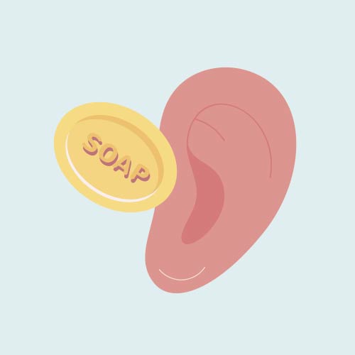 Evitar jabones abrasivos para el oído