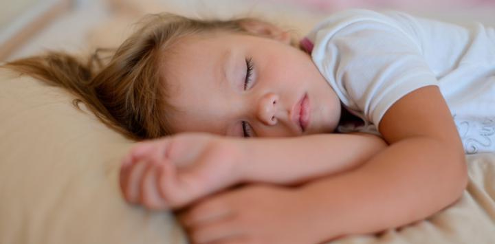Los niños deberían dormir la siesta solo hasta los 2 años