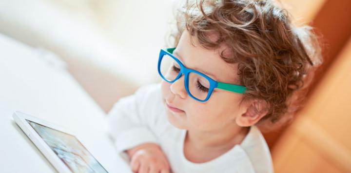 miopía en niños por celular tratamentul și îmbunătățirea vederii