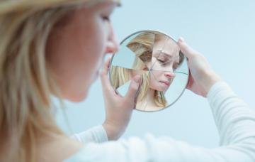 Causas de la bulimia Causas de la bulimia en adolescente