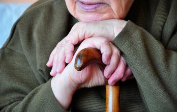 Anciana con demencia