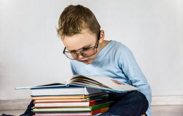 Síntomas de hipermetropía en un niño