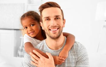 Adoptar en el extranjero: una larga e intensa travesía Adoptar en el extranjero: una larga e intensa travesía