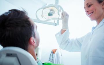 Problemas bucodentales en personas con VIH