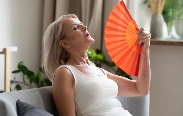 Mujer en la etapa de la menopausia