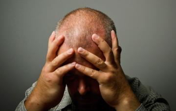 Hombre con signos de sepsis