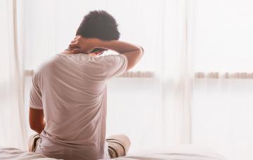 Tortícolis, cómo prevenir y aliviar esta contractura Tortícolis