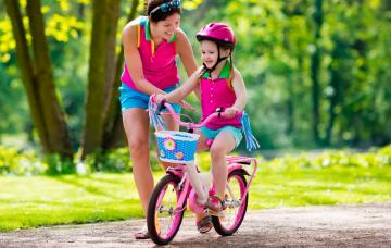 Aprender a montar en bicicleta en sencillos pasos Aprender a montar en bicicleta