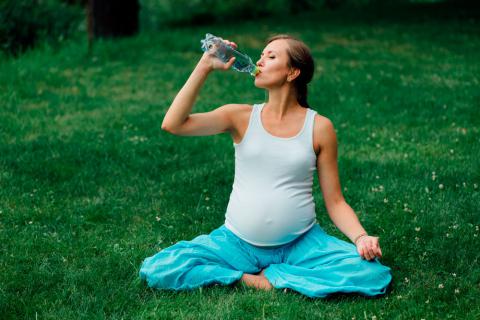 HidrataciÃ³n en el embarazo y la lactancia