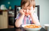 Niño con una conducta alimentaria atípica y posible autismo