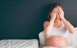 Mujer embarazada con estrés