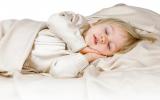 Los niños se portan mejor si tienen una rutina de sueño