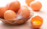Huevos en una cesta