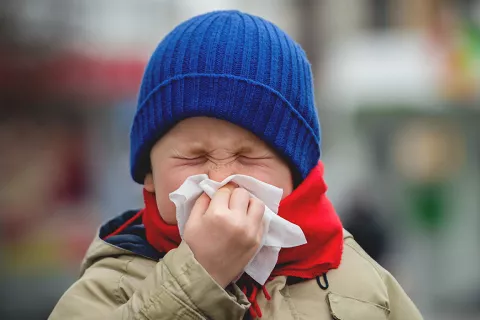 Deuda inmunitaria en niños: cómo les afectará este año la gripe