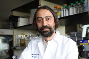 Dr. Adolfo García-Sastre, experto en virus emergentes