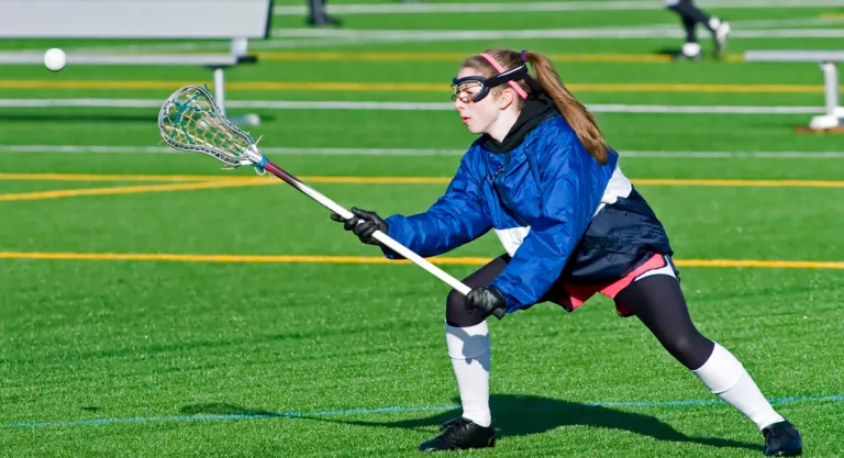 Jugadora femenina de lacrosse