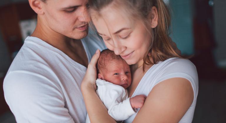 Inclinado puntada alquitrán Cuidados de un bebé prematuro en casa: consejos para los padres