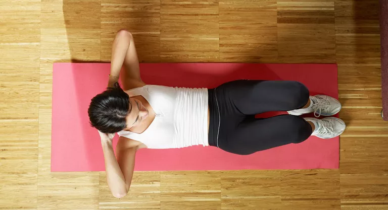 Material básico para montarte un gimnasio en casa: esterilla