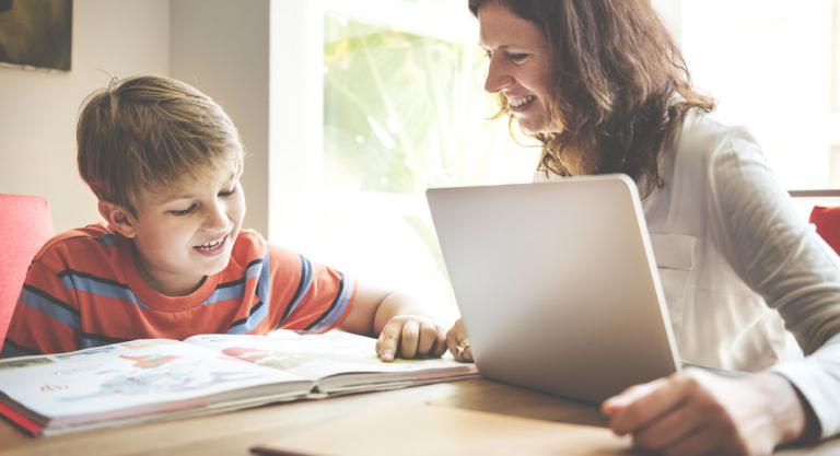 Cómo llevar a la práctica el homeschooling: escuela en casa