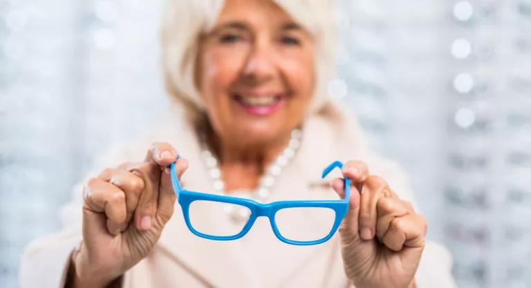Lentes para mujeres mayores sales
