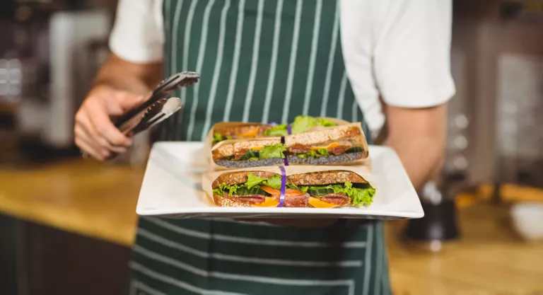 Comer unos bocadillos fuera de casa sin engordar