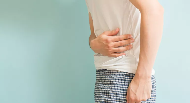 causas de la diarrea: gastroenteritis