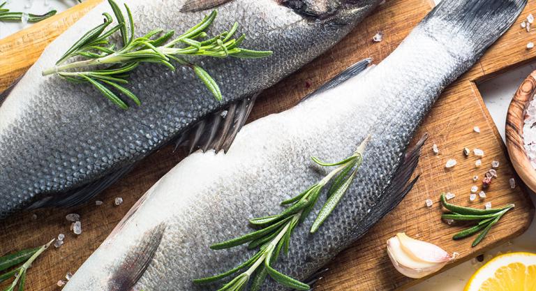 Alimentación para prevenir las varices: pescado