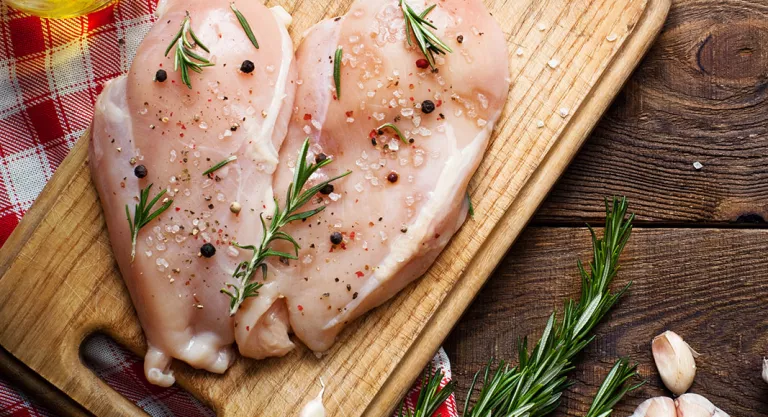 Alimentación para prevenir las varices: pollo