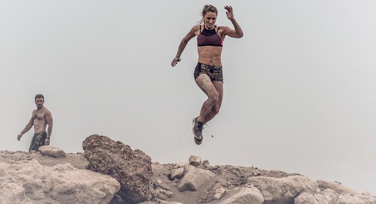 Ventajas de participar en una mud run: adrenalina