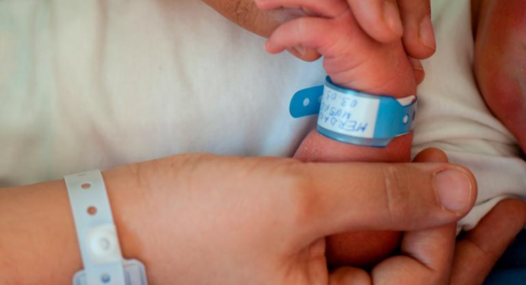 Identificación del recién nacido en el hospital