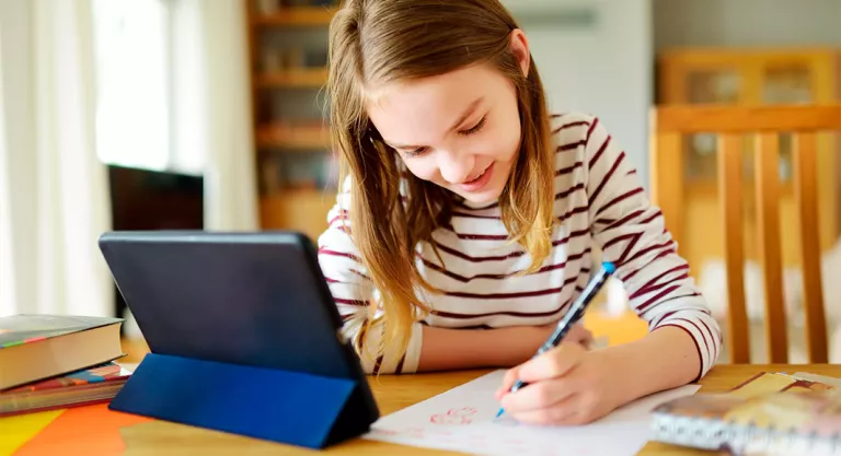 Se EDUCA en casa y se enseña en la ESCUELA – Imagenes Educativas