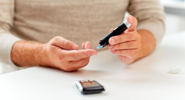 Causas de la aparición de la nicturia en la tercera edad: diabetes