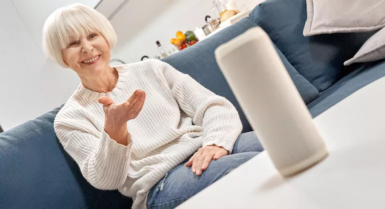   Voice assistants, uses and reliability of these devices for the elderly