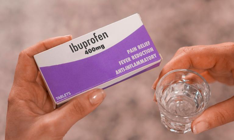 Caja de ibuprofeno