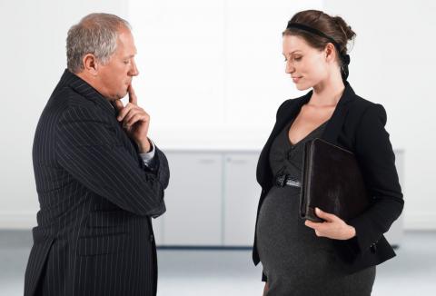 Cómo realizar el cambio de puesto de trabajo durante el embarazo