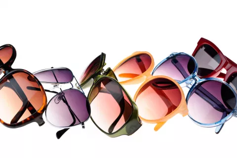 Gafas de sol por categorías y por colores